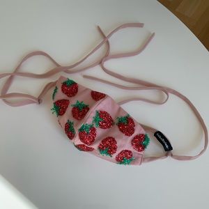Lirika Matoshi Strawberry Face Mask